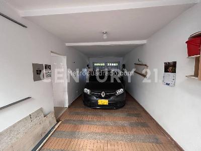 Casa de 4 alcobas en venta en San Fernando, Cali, 300 m² · foto 17 de 20
