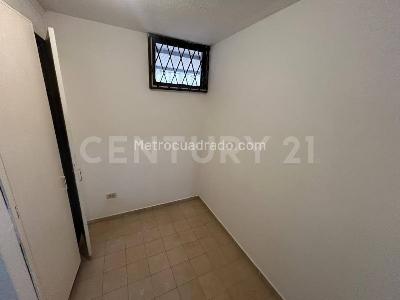 Apartamento de 3 alcobas en venta en Versalles, Cali, 120 m² · foto 11 de 17