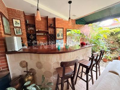 Casa de 4 alcobas en venta en Ciudad Jardin, Cali, 243 m² · foto 5 de 20