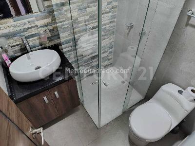 Apartamento en venta en La Flora, Cali · foto 8 de 13