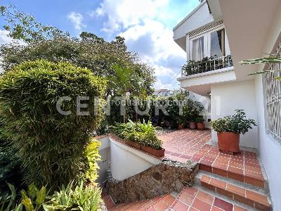 Casa de 4 alcobas en venta en Santa Teresita, Cali, 364 m² · foto 14 de 20