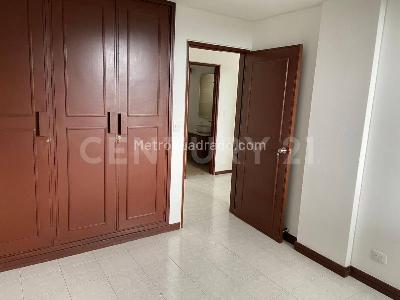 Apartamento de 4 alcobas en venta en Cuarto De Legua, Cali, 122 m² · foto 10 de 15