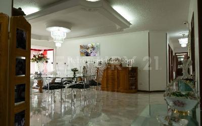 Apartamento de 4 alcobas en venta en San Fernando, Cali, 294 m² · foto 3 de 17