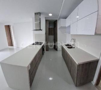 Apartamento de 3 alcobas en venta en Ciudad Jardin, Cali, 93 m² · foto 4 de 13