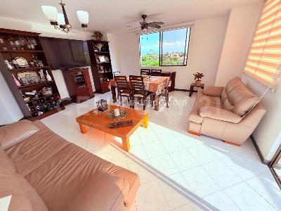 Apartamento en venta en El Refugio, Cali · foto 2 de 16