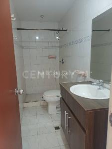Casa de 5 alcobas en venta en El Limonar, Cali, 460 m² · foto 5 de 20