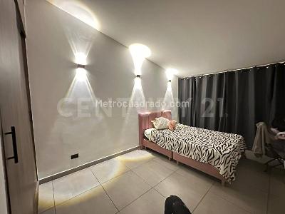 Casa de 4 alcobas en venta en La Flora, Cali, 330 m² · foto 15 de 19