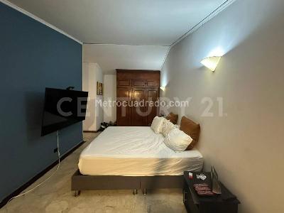 Casa de 4 alcobas en venta en La Flora, Cali, 330 m² · foto 18 de 19