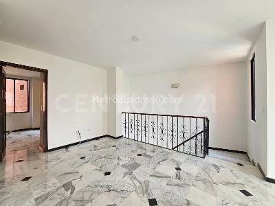 Apartamento en venta en La Arboleda, Cali · foto 4 de 20