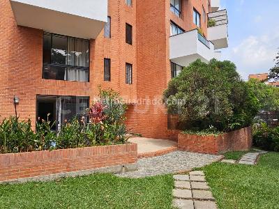 Apartamento en venta en La Arboleda, Cali · foto 18 de 20