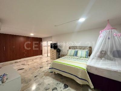 Apartamento de 3 alcobas en venta en Santa Monica Residencial, Cali, 158 m² · foto 12 de 19