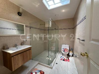 Apartamento de 3 alcobas en venta en Santa Monica Residencial, Cali, 158 m² · foto 17 de 19