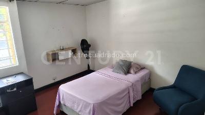 Casa de 5 alcobas en venta en Santa Isabel, Cali, 217 m² · foto 5 de 10