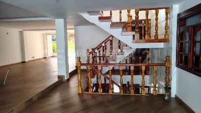Casa de 5 alcobas en venta en La Flora, Cali, 226 m² · foto 18 de 19