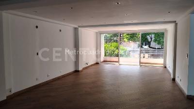 Casa de 5 alcobas en venta en La Flora, Cali, 226 m² · foto 3 de 19