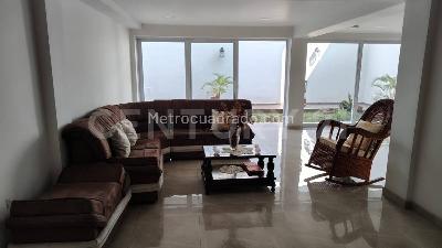 Casa de 5 alcobas en venta en La Flora, Cali, 226 m² · foto 5 de 19