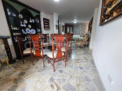 Apartamento de 3 alcobas en venta en Guadalupe, Cali, 135 m² · foto 2 de 20
