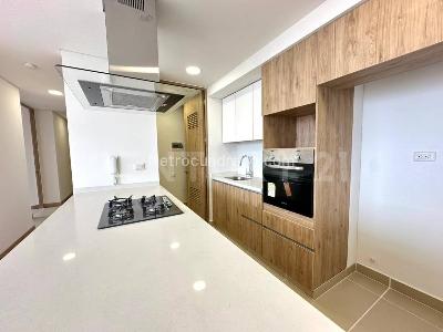 Apartamento de 3 alcobas en venta en Valle Del Lili, Cali, 99 m² · foto 2 de 14