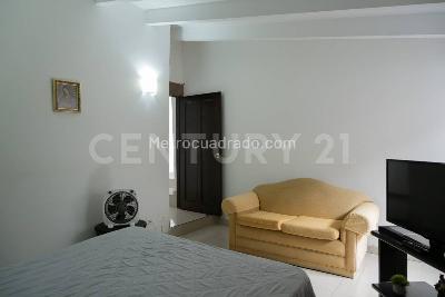 Apartamento de 3 alcobas en venta en San Fernando, Cali, 227 m² · foto 18 de 20