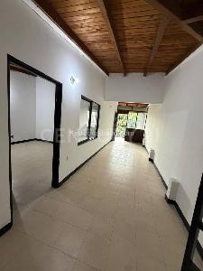 Casa de 5 alcobas en venta en Departamental, Cali, 90 m² · foto 8 de 12