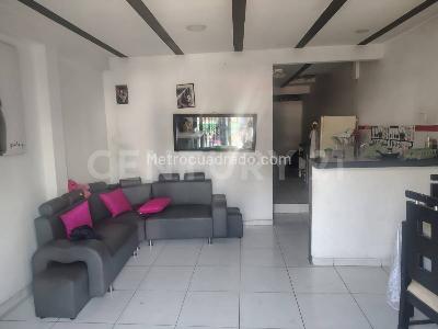 Casa de 2 alcobas en venta en Floralia, Cali, 105 m² · foto 3 de 9