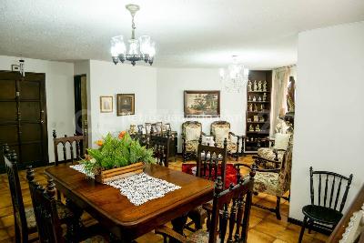 Apartamento en venta en Versalles, Cali · foto 3 de 20