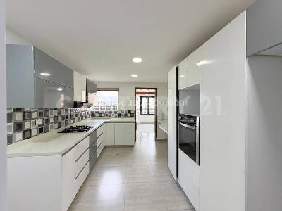 Apartamento en arriendo en Santa Monica Residenciak, Cali · foto 3 de 14