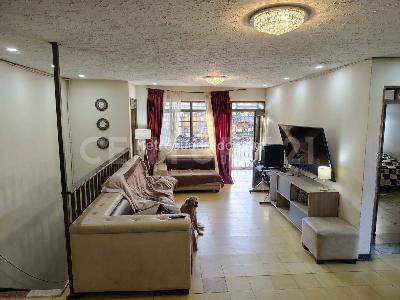 Casa de 4 alcobas en venta en Prados De Oriente, Cali, 240 m² · foto 2 de 6