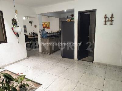 Casa de 5 alcobas en venta en Prados De Oriente, Cali, 157 m² · foto 5 de 20