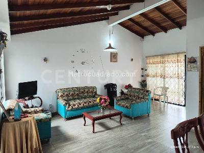 Casa de 5 alcobas en venta en Prados De Oriente, Cali, 157 m² · foto 11 de 20