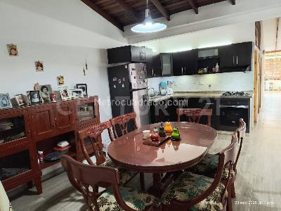 Casa de 5 alcobas en venta en Prados De Oriente, Cali, 157 m² · foto 12 de 20