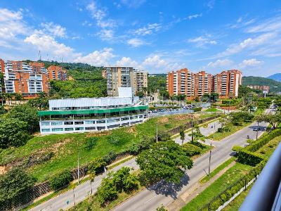 Apartamento de 3 alcobas en venta en Cristales, Cali, 120 m² · foto 2 de 17