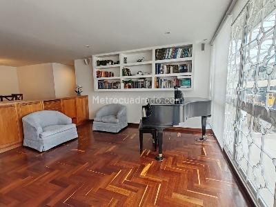 Apartamento de 3 alcobas en venta en Nicolas De Ferderman, Bogotá, 199 m² · foto 2 de 19