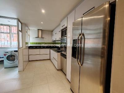 Apartamento de 3 alcobas en venta en Nicolas De Ferderman, Bogotá, 199 m² · foto 6 de 19