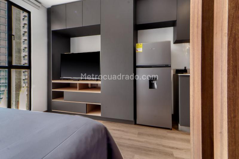 Piso – Bogotá, Samper - Más