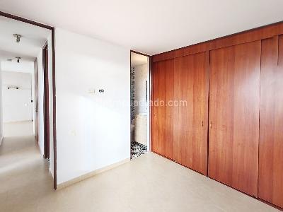 Apartamento en venta en Villas De Granada, Bogotá · foto 10 de 20