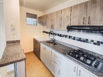 Apartamento en venta en Villas De Granada, Bogotá · foto 7 de 20