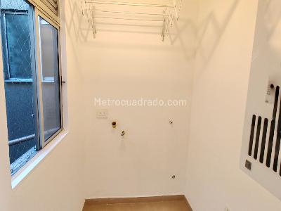 Apartamento en venta en Villas De Granada, Bogotá · foto 8 de 20