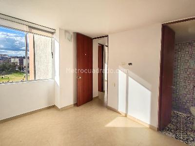 Apartamento en venta en Villas De Granada, Bogotá · foto 9 de 20