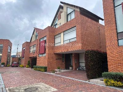 Casa de 4 alcobas en venta en Villa Lauren, Chía, 228 m² · foto 18 de 20