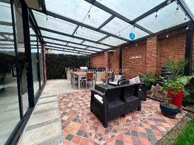 Casa de 4 alcobas en venta en Villa Lauren, Chía, 228 m² · foto 3 de 20