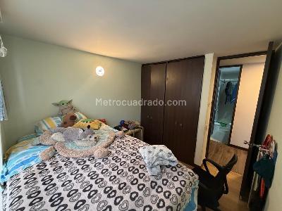 Apartamento de 3 alcobas en venta en Gran Granada, Bogotá, 78 m² · foto 4 de 15