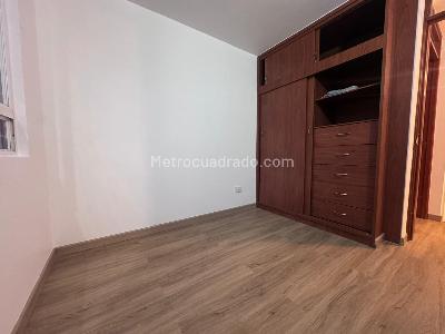 Apartamento de 2 alcobas en venta en Minuto De Dios, Bogotá, 41 m² · foto 2 de 13