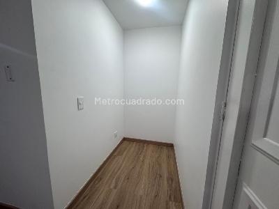 Apartamento de 2 alcobas en venta en Minuto De Dios, Bogotá, 41 m² · foto 3 de 13