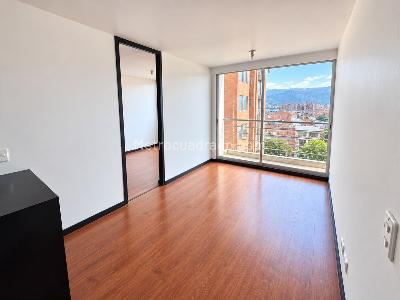 Apartamento de 1 alcoba en venta en San Antonio Norte, Bogotá, 40 m² · foto 3 de 8