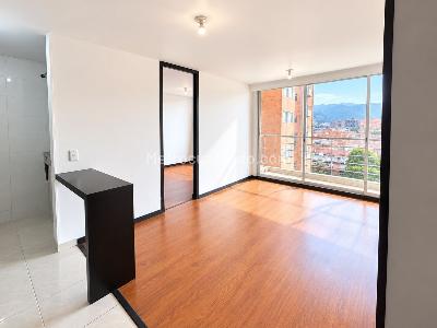 Apartamento de 1 alcoba en venta en San Antonio Norte, Bogotá, 40 m² · foto 4 de 8
