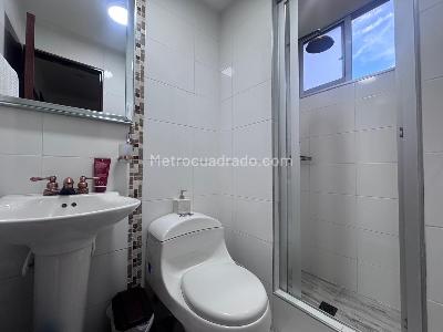Casa de 4 alcobas en venta en Cedritos, Bogotá, 120 m² · foto 9 de 18