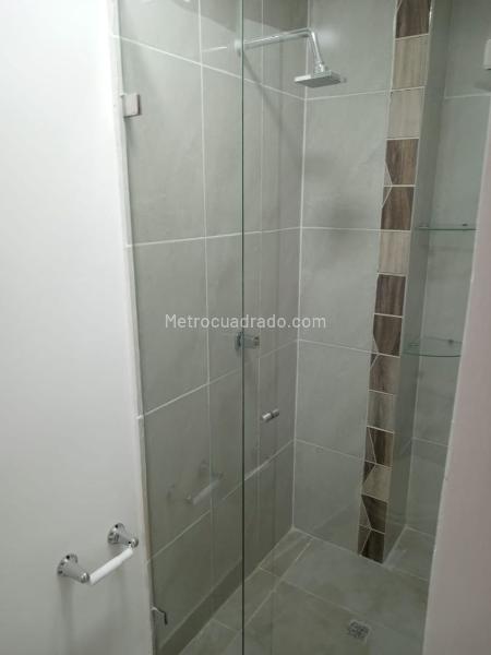 Spacious 4BR Apartment in Laureles - 8