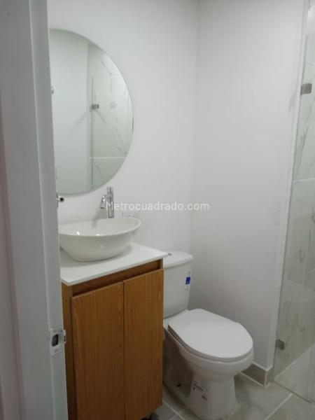 Spacious 4BR Apartment in Laureles - 9