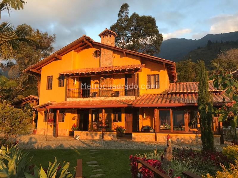 Casa Campestre Rústica Tradicional en Vereda La Veta, Copacabana